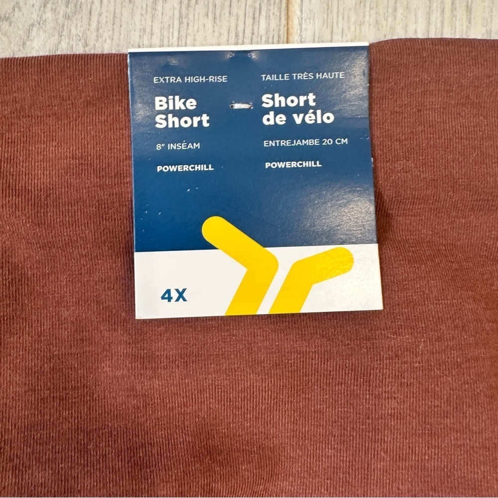 Old Navy Extra High Rise PowerChill Biker Shorts 8-inch inseam - Picture 4 of 4